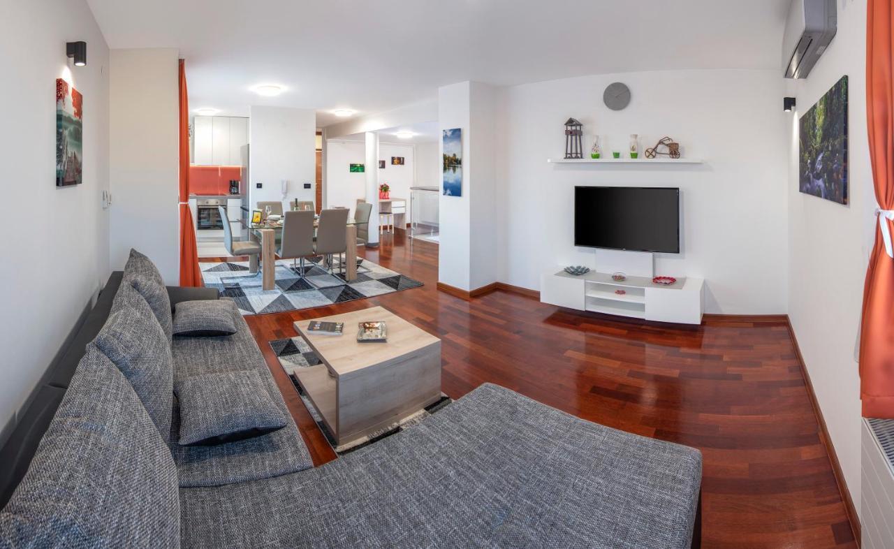 Ratkajec Luxury Apartments Varaždin Buitenkant foto