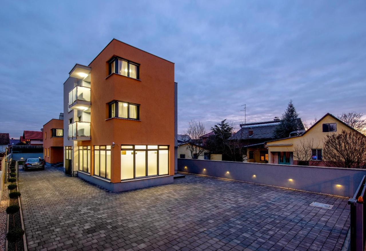 Ratkajec Luxury Apartments Varaždin Buitenkant foto